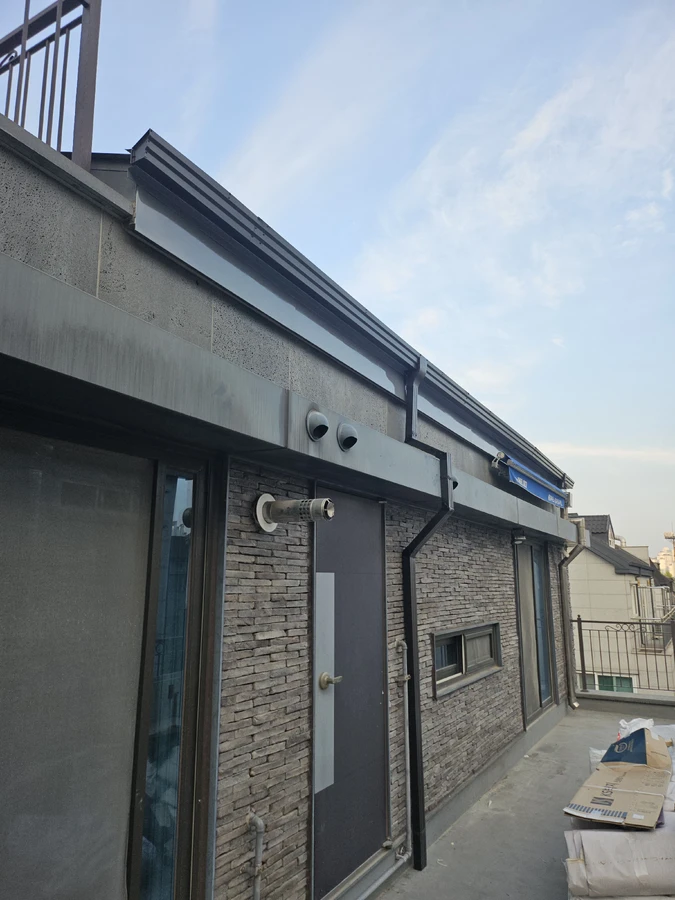수원 빗물받이홈통수리 현장 사진